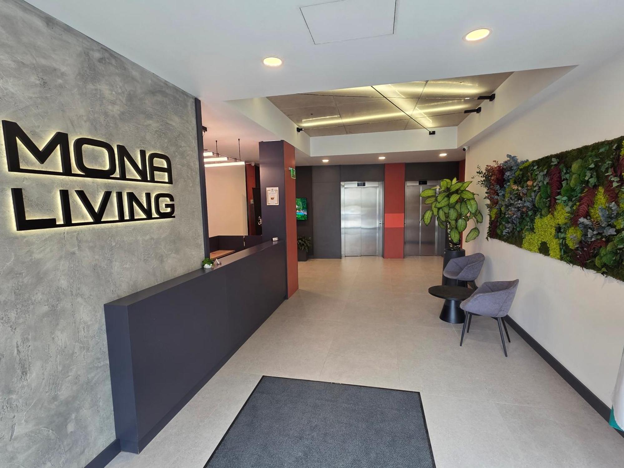 Mona Living — Photos 1