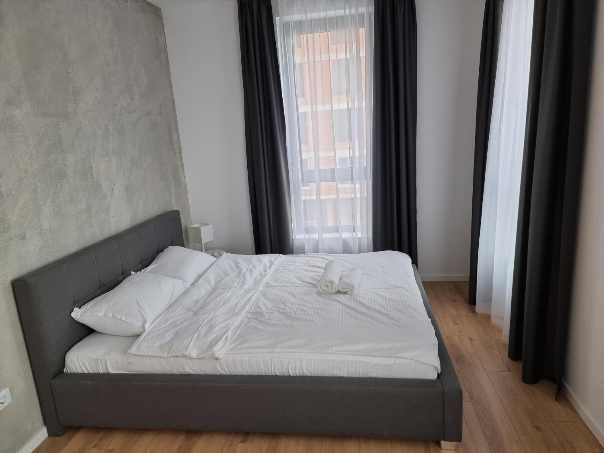 Mona Living — Photos 2